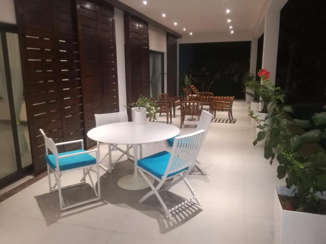 Villa Carabane Сомон Экстерьер фото